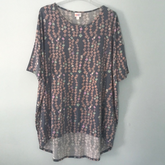 LulaRoe Irma top, size 2X - Picture 1 of 6